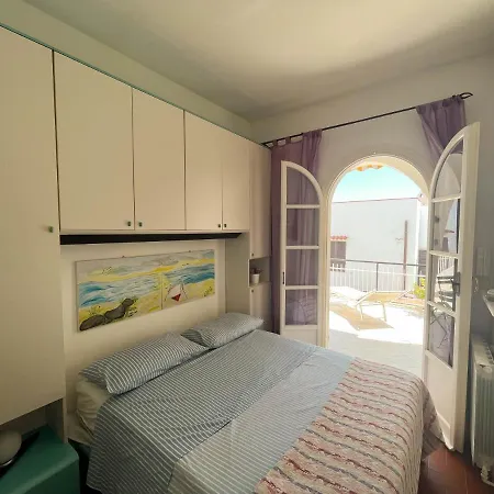 Casa La Perla - Con Terrazza Panoramica, Piscina E Free Parking Apartamento