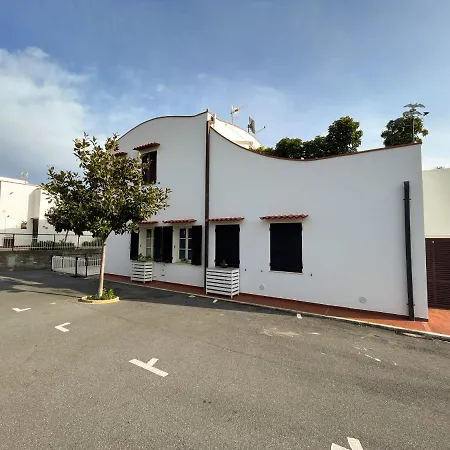 Casa La Perla - Con Terrazza Panoramica, Piscina E Free Parking דירה צ'ריאלה