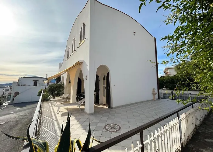 Casa La Perla - Con Terrazza Panoramica, Piscina E Free Parking Ceriale
