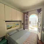Casa La Perla - Con Terrazza Panoramica, Piscina E Free Parking 아파트