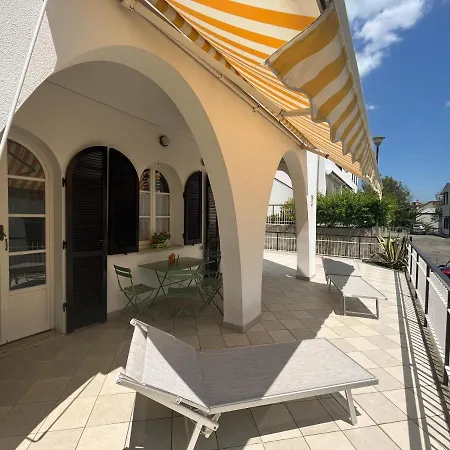Casa La Perla - Con Terrazza Panoramica, Piscina E Free Parking 세리알레