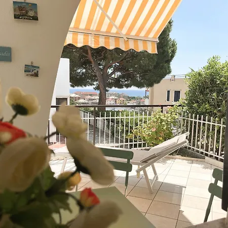 Casa La Perla - Con Terrazza Panoramica, Piscina E Free Parking Daire *