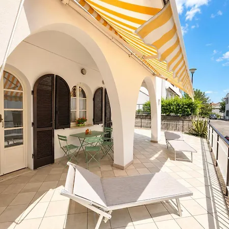 Casa La Perla - Con Terrazza Panoramica, Piscina E Free Parking Lägenhet *