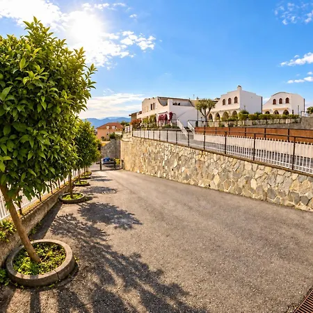 Lägenhet Casa La Perla - Con Terrazza Panoramica, Piscina E Free Parking Ceriale