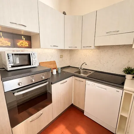 Casa La Perla - Con Terrazza Panoramica, Piscina E Free Parking *